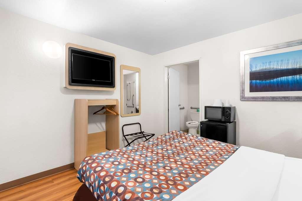 Americas Best Value Inn Stillwater Room photo