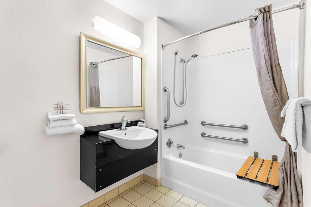 Americas Best Value Inn Stillwater Room photo