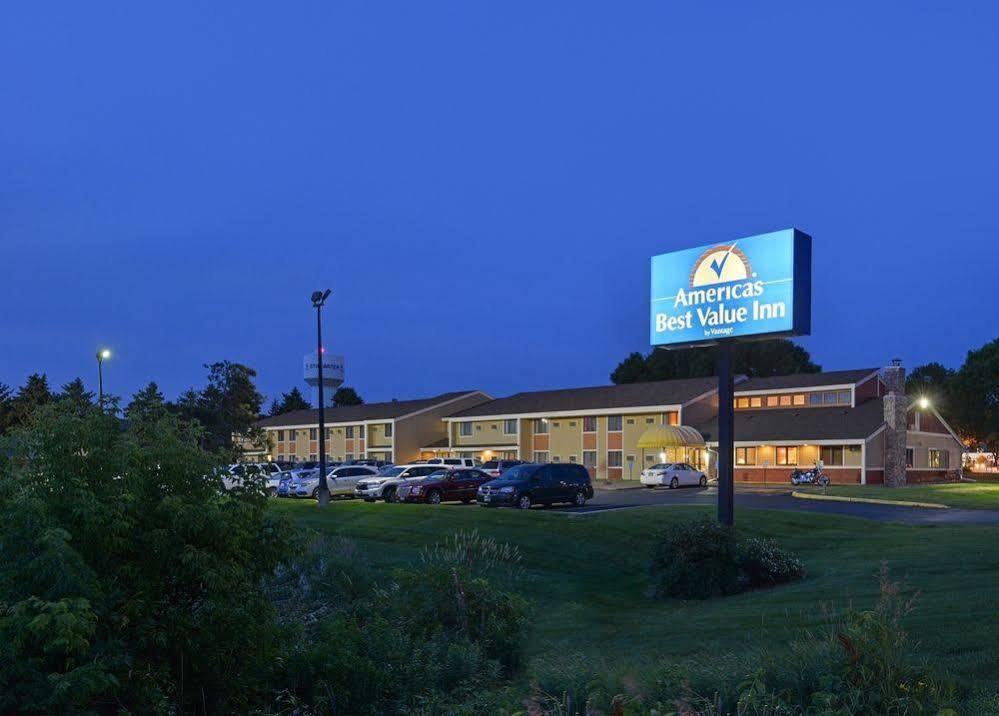 Americas Best Value Inn Stillwater Exterior photo